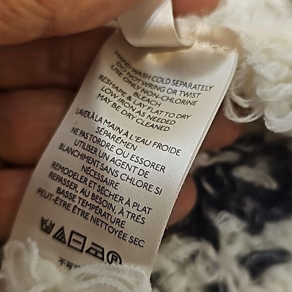 Anthropologie Pilcro Petra feathered Sweater M - Picture 9 of 11